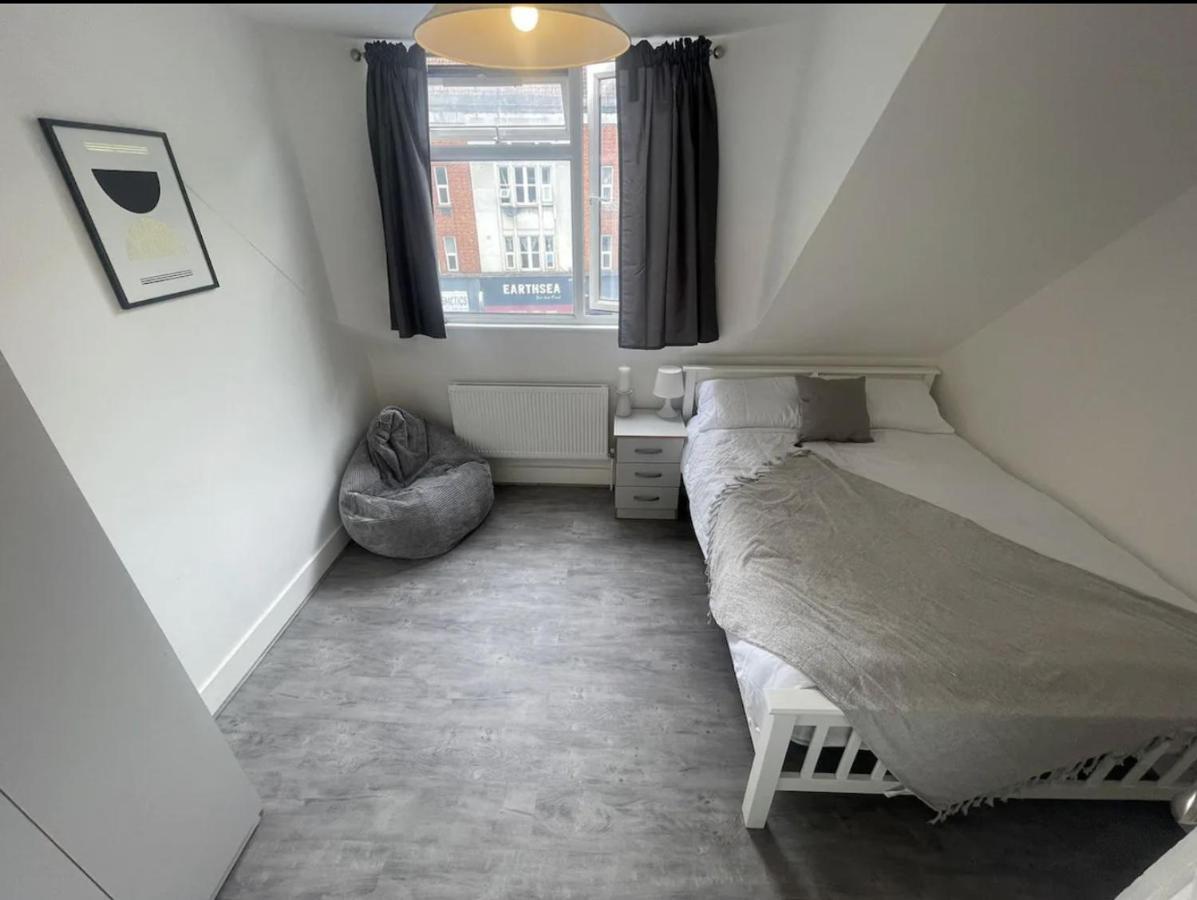 Charming 2 Bed Flat On Tower Bridge Leilighet London Eksteriør bilde